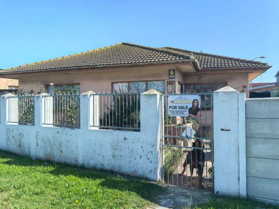 3 Bedroom Property for Sale in Sidwell Eastern Cape